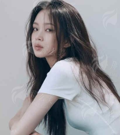 成都新桥VS极光：哪家医院更值得信赖？口碑与资质大揭秘！