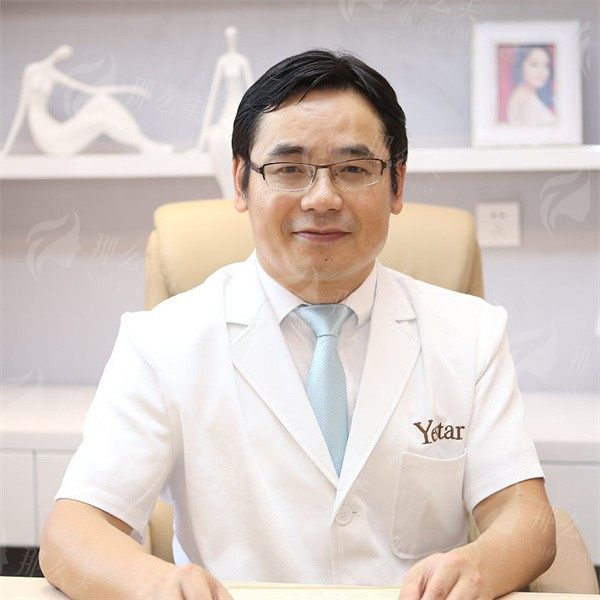 温州隆鼻哪个医生好？谭立文医生技术成熟可靠！个人简介