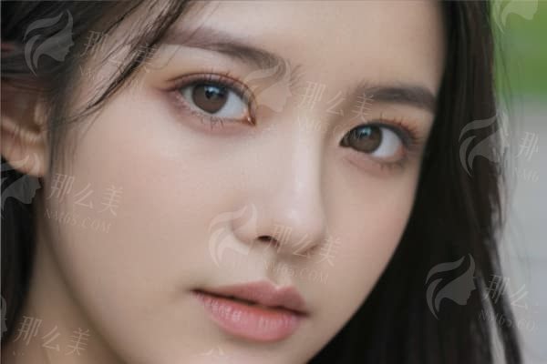 亳州李乘旭VS程淑芹：谁隆胸技术更胜一筹？高端假体、动感丰胸都可选！