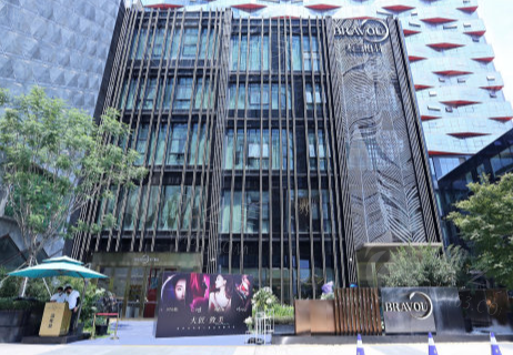 重庆米兰柏羽时光医疗美容医院脂肪隆胸的核心优势与市场趋势