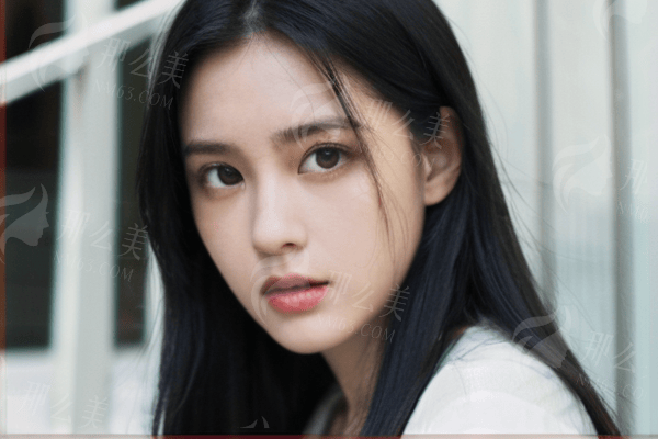 嘉兴艺星整形汪泽群内窥镜隆胸技术优势：WOLF狼牌内窥镜