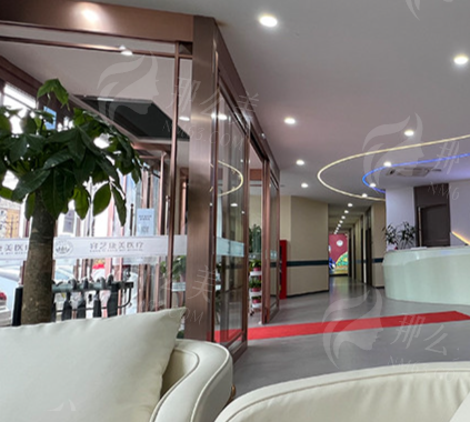 保定整形医院有哪些?眼部整形、眼修复、埋线双眼皮价格参考,快来获取! 保定整形医院有哪些?眼部整形、眼修复、埋线双眼皮价格参考,快来获取!