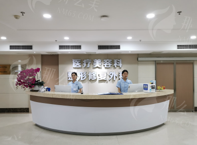 李献和医生在四川成都现代整形医院,假体隆胸纯隐形技术,你还不了解一下 李献和医生在四川成都现代整形医院,假体隆胸纯隐形技术,你还不了解一下