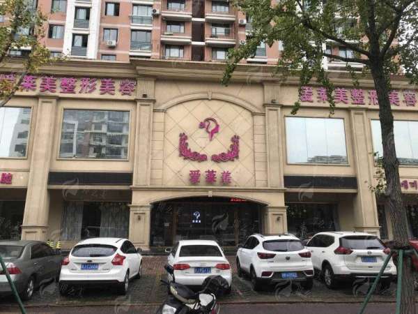 二、遇见汪翠侠医生:专精解读我的斑疤痘问题