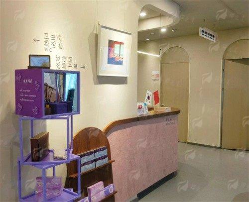 一、上海韩卓医疗美容祛眼袋靠不靠谱？