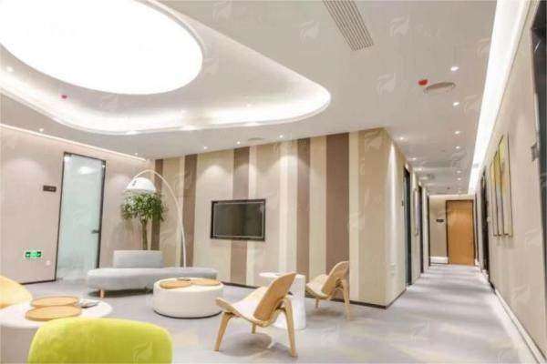 二、南京艺星腰腹吸脂术后真实体验分享