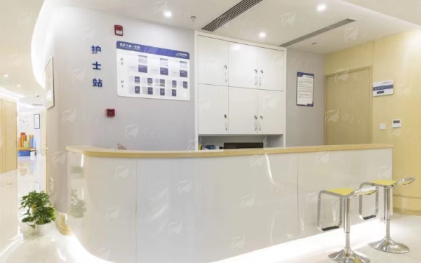 二、杭州星光丽格医疗美容门诊部的技术特色有哪些？