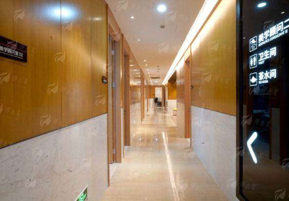 二、重庆当代整形外科医院肖医生手术过程全记录