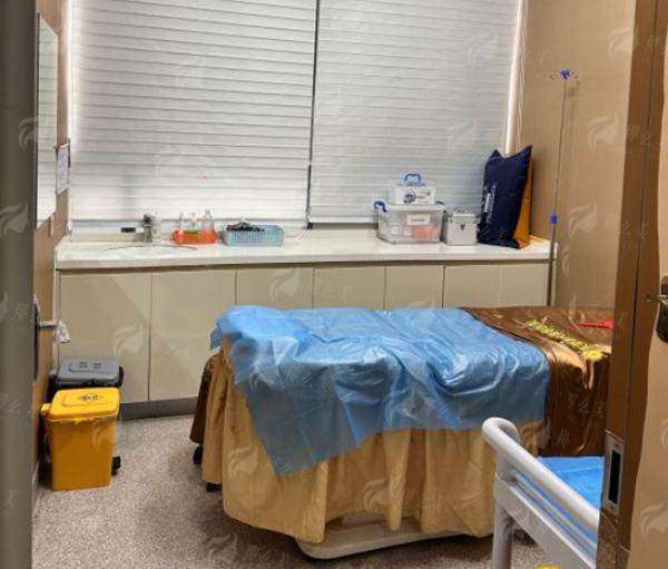 东莞非凡美容医院找胡志杰隆胸靠谱吗？听听顾客怎么说