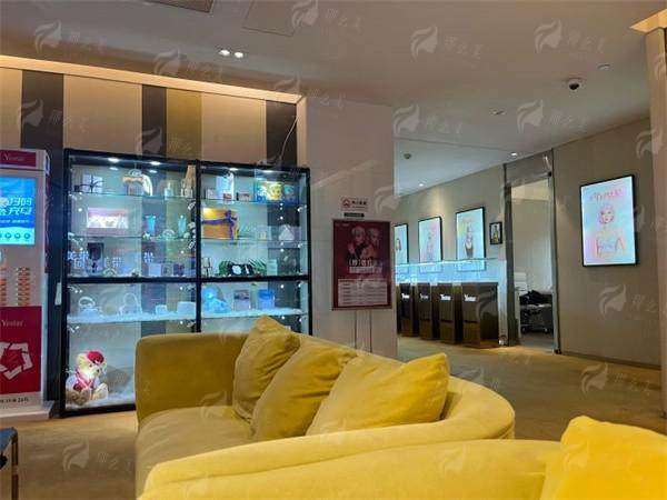 为什么选择昆明艺星医疗美容医院做唇整形？