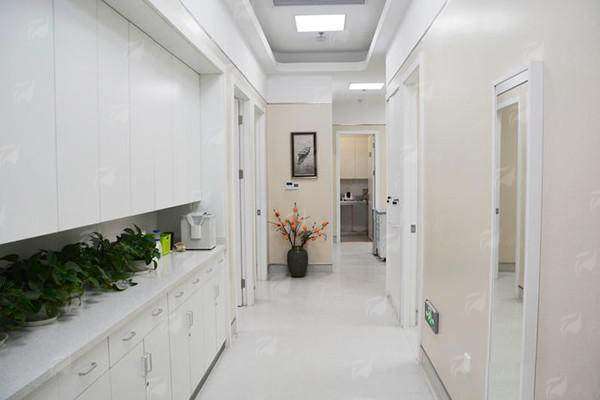 一、上海伯思立王艳医生技术怎么样？