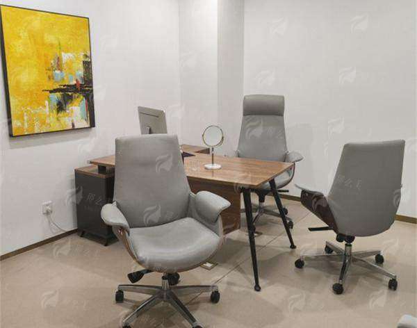 有在台州艺星医疗美容医院找杨芒利做过吸脂的人吗？说说真实感受