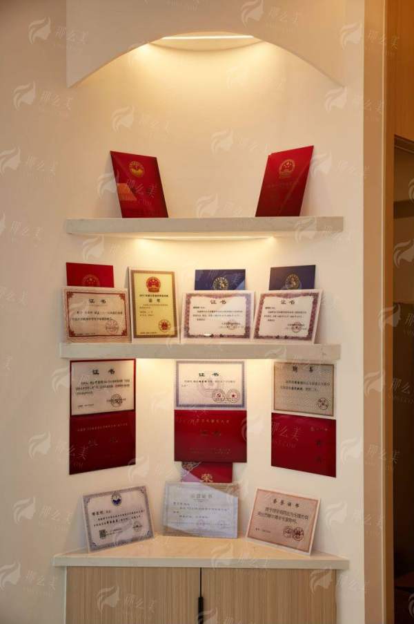 二、无锡梵伊嘉医院特色项目是什么?热门轻医美全解析