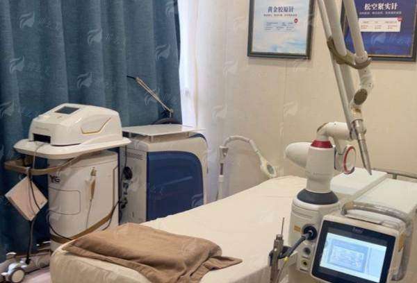 三、私密小阴唇修复真实实例对比