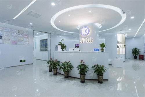 三、杭州清锴医疗美容门诊部假体隆胸价格参考