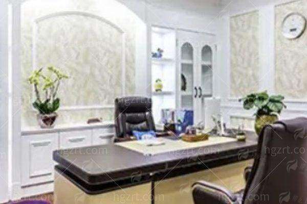 
重庆浩茂医疗美容口腔门诊眼综合效果好吗？案例、价格及乘车路线全知道