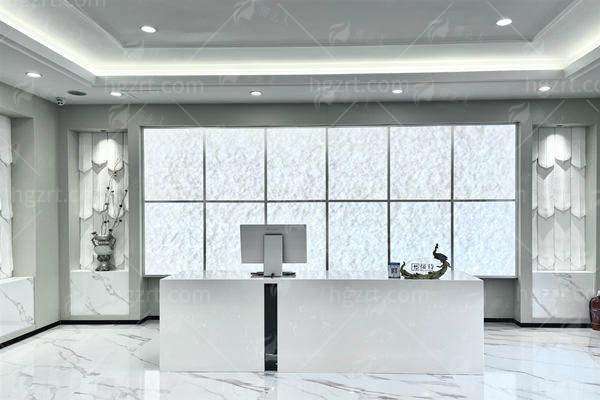 邯郸京美整形吸脂医生PK：王跃辉和崔现坡技术对比，看看谁更适合你？