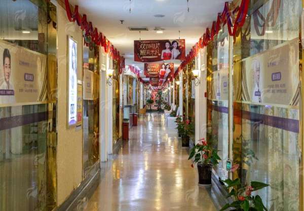 二、许逵医生双眼皮技术特点分析