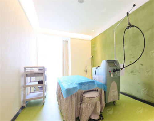 一、武汉艺星医疗美容医院李胜春医生双眼皮手术特点