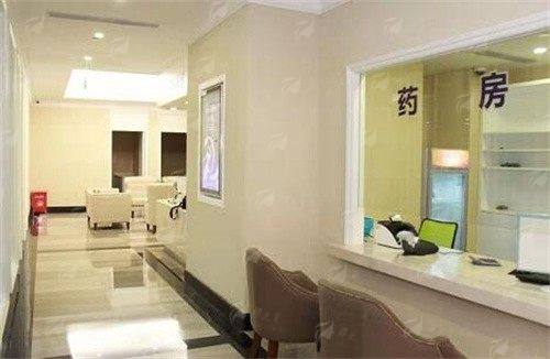 三、深圳米兰柏羽刘姗医生双眼皮手术方式选择