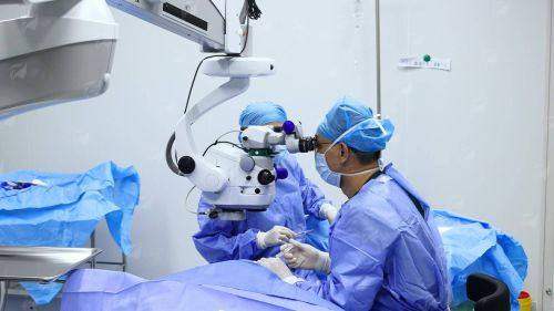 二、武汉何氏精益眼科的屈光手术成效如何？