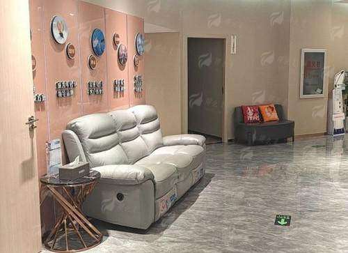 一、沈海林院长做双眼皮技术怎么样？武汉光泽皇后整形骨干医生解析