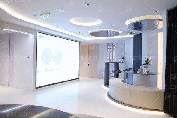 北京画美马群嘟嘟唇技术好在哪？对比普通丰唇，看完再决定！