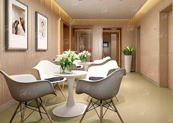 二、北京画美马群嘟嘟唇vs普通丰唇？看完这3点再决定