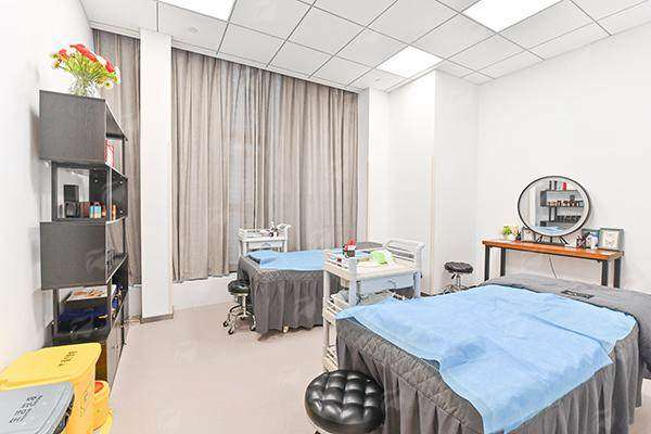 三、嘉兴曙光高峻吸脂的真实反馈有哪些？