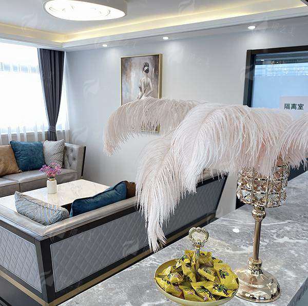 大连沙医生整形美容口腔专科医院：双眼皮手术的两种自然美学