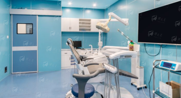 二、矫正和种植项目有哪些特色？