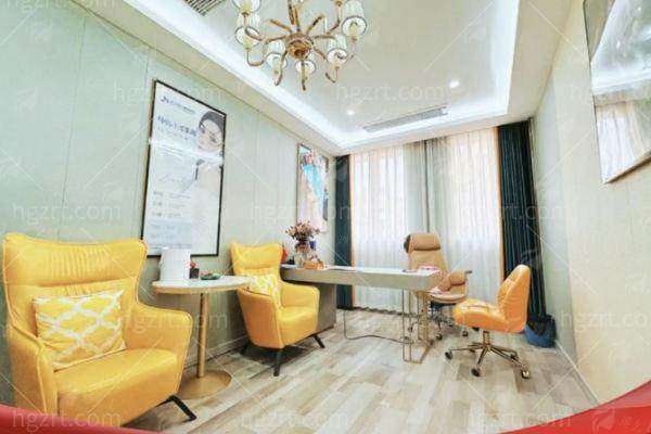 三、襄阳新艾伊尔李军平院长术后成效如何？真实实例分享