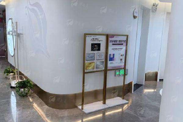 二、郑州科大医院私密科的医生团队靠谱吗？