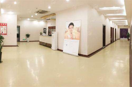 四、如何预约上海爱丽姿医疗美容的眉毛种植？