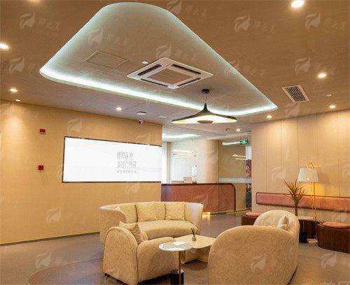 三、上海韩卓医疗美容的全切双眼皮术后成效如何？