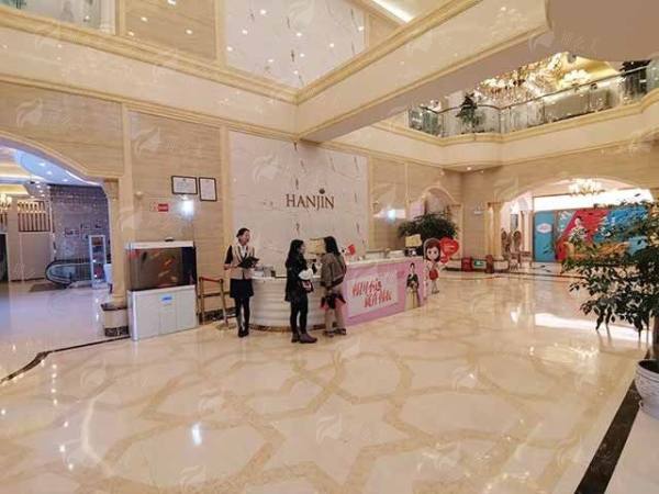 昆明韩辰双眼皮修复，特色技术打造自然美眼！了解价格和案例推荐，新颜智尚可以预约哦！