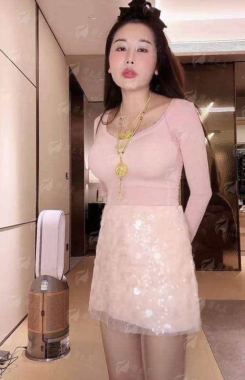 四、谢小禹/张庆国隆胸怎么选？预约方式要记牢