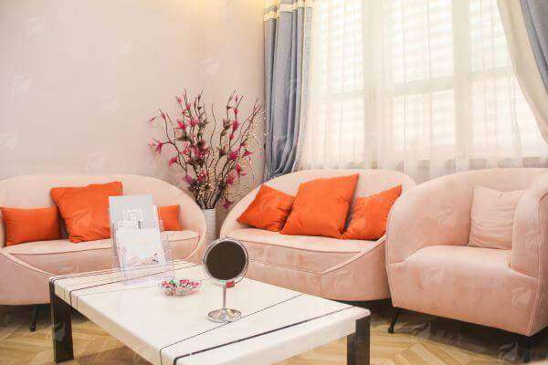 二、郑州东方整形李久恒医生口唇整形技术好吗？