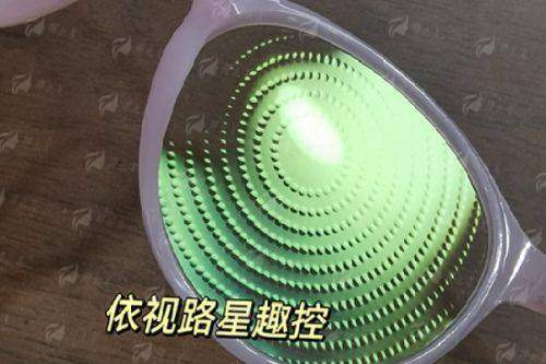 <strong style="color: red;">透明收费体系与便捷预约</strong>