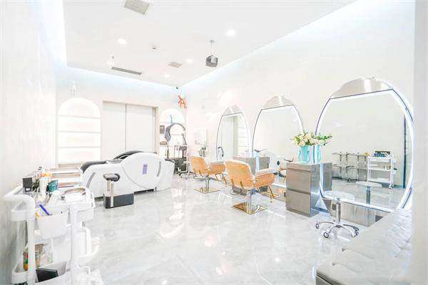 四、合肥壹加壹整形美容口腔医院隆胸手术安心保护