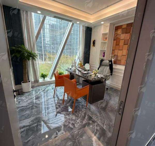 深圳后海安美聚光到底咋样？医生技术和价格都揭秘！新颜智尚一键查询，省心不踩坑！附预约方式