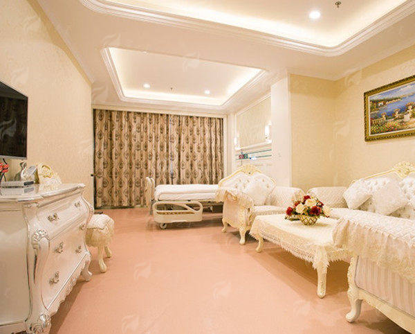 一、合肥维多利亚整形口腔医院吴昌炎医生