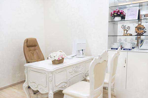 二、惠州时光医疗美容医院特色项目是什么？王牌技术盘点