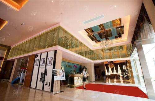 一、合肥艺星双眼皮对比实例:明星同款VS翻车现场