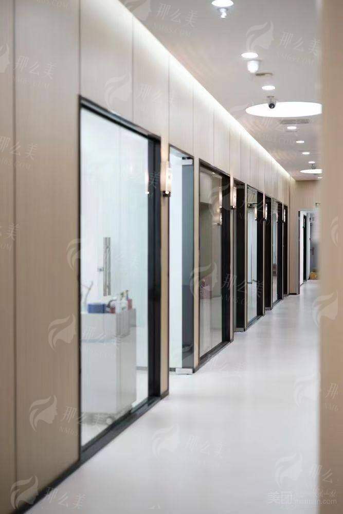 哈尔滨做鼻子好的医院医生推荐写前三名，这三家医院能做隆鼻，医生注射量超千例（4000元起）！