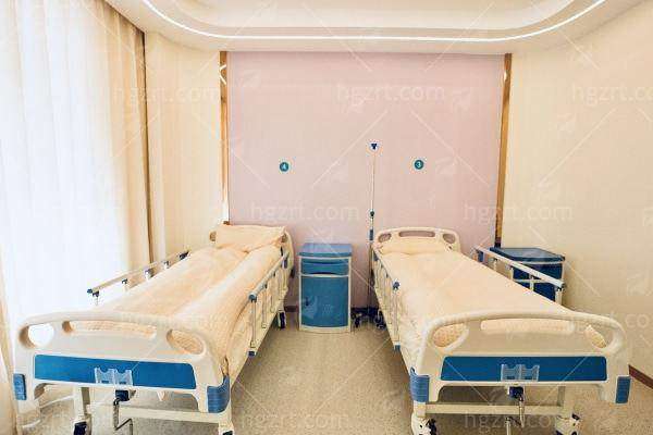 二、郑波医生的内切眼袋手术技术解析