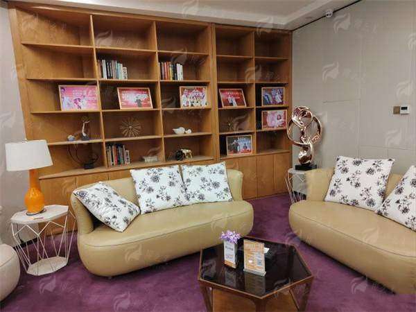 一、隆鼻方法有哪些？全方面解析不同技术