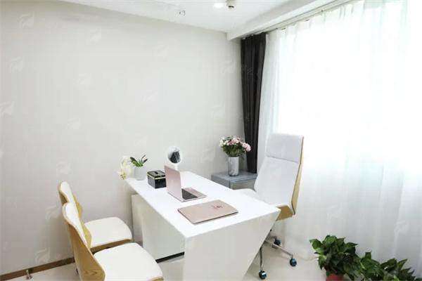 三、如何预约南京米兰柏羽的裴旭芳医生面诊？有哪些方式？