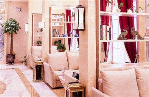 四、新疆黎美整形美容如何预约与选择？