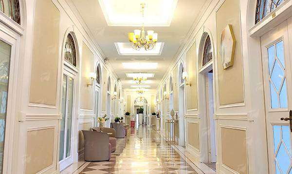 四、北京嘉禾刘中国吸脂的预约方式与信息参考